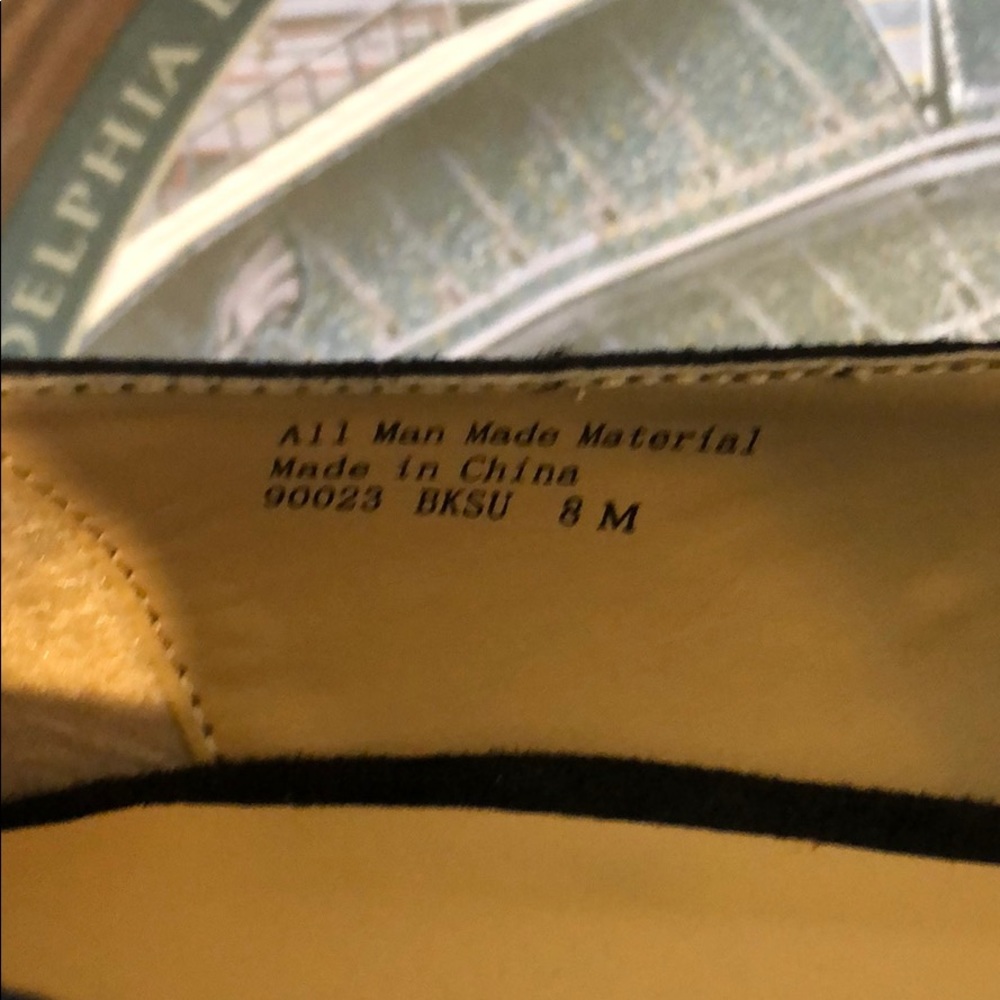 NEW Boston Design Heels. - Picture 5 of 5